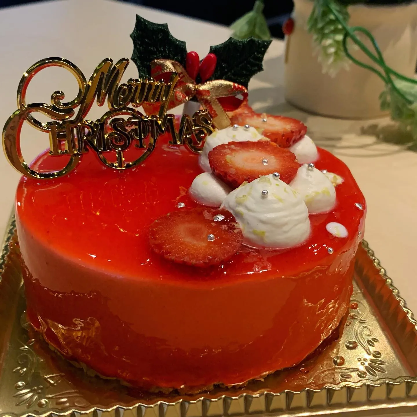 クリスマスケーキ予約販売を本日...